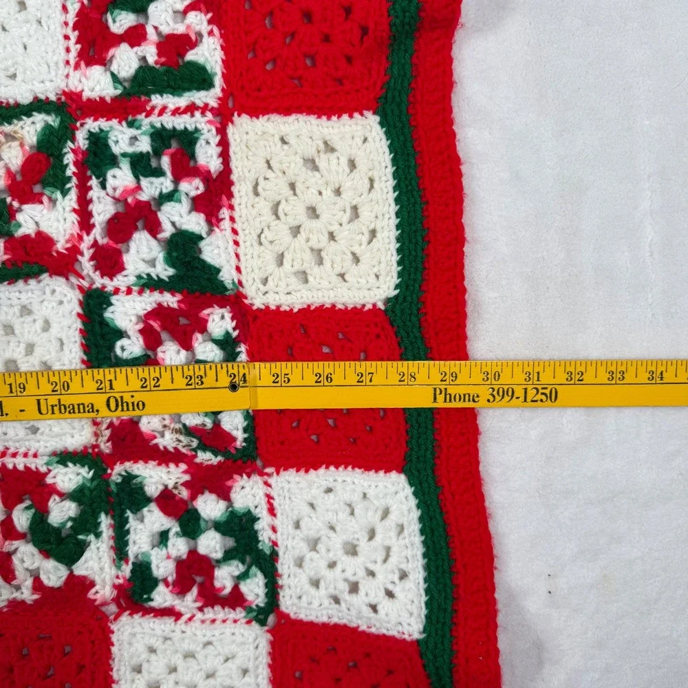 Handmade Crocheted Christmas Granny Square‎ Throw Blanket Red White Green